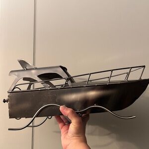 Metal Decorative Motorboat wine bottle holder Sculpture - Silver Colour